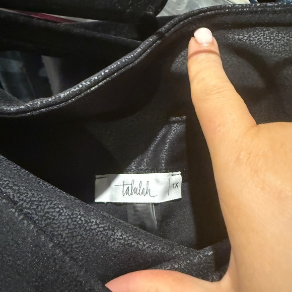 TALULAH faux leather looking Black Leggings - Picture 2 of 3